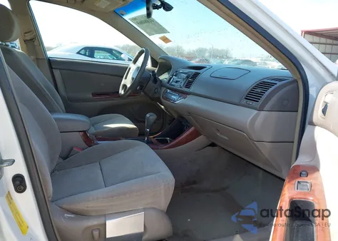 2003 Toyota Camry Xle from USA, damaged, VIN 4T1BE30K93U133216